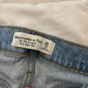 Abercrombie and Fitch The 90s Straight Ultra High Rise